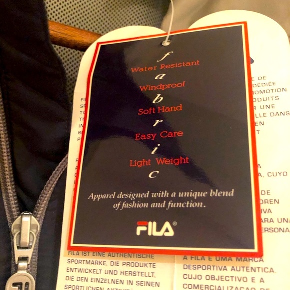 NEW FILA Gray & Black Wind Jacket-Size 2XB - Picture 7 of 8